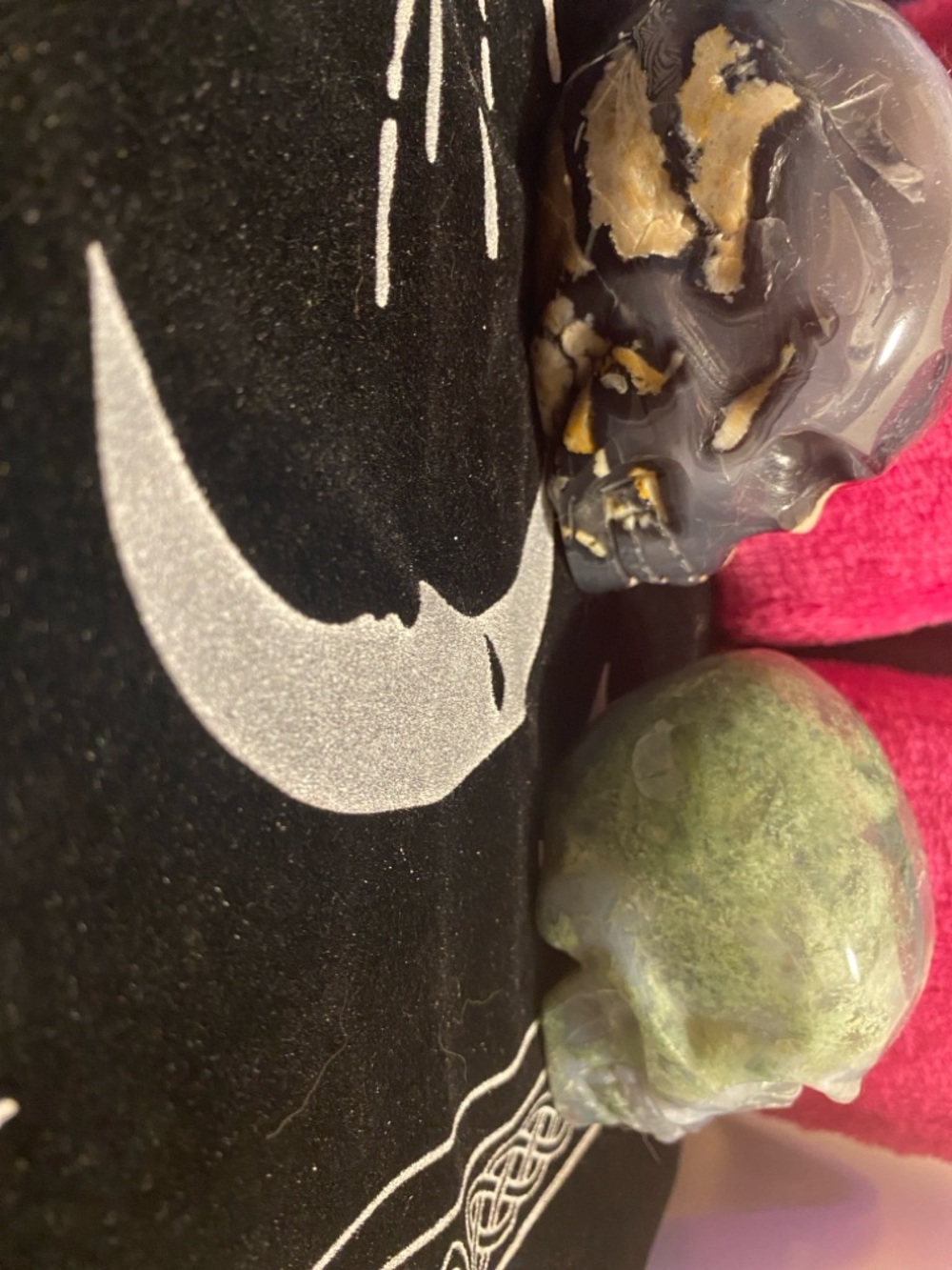 Skull Bundle for So So def ** do not buy** - Picture 3 of 5